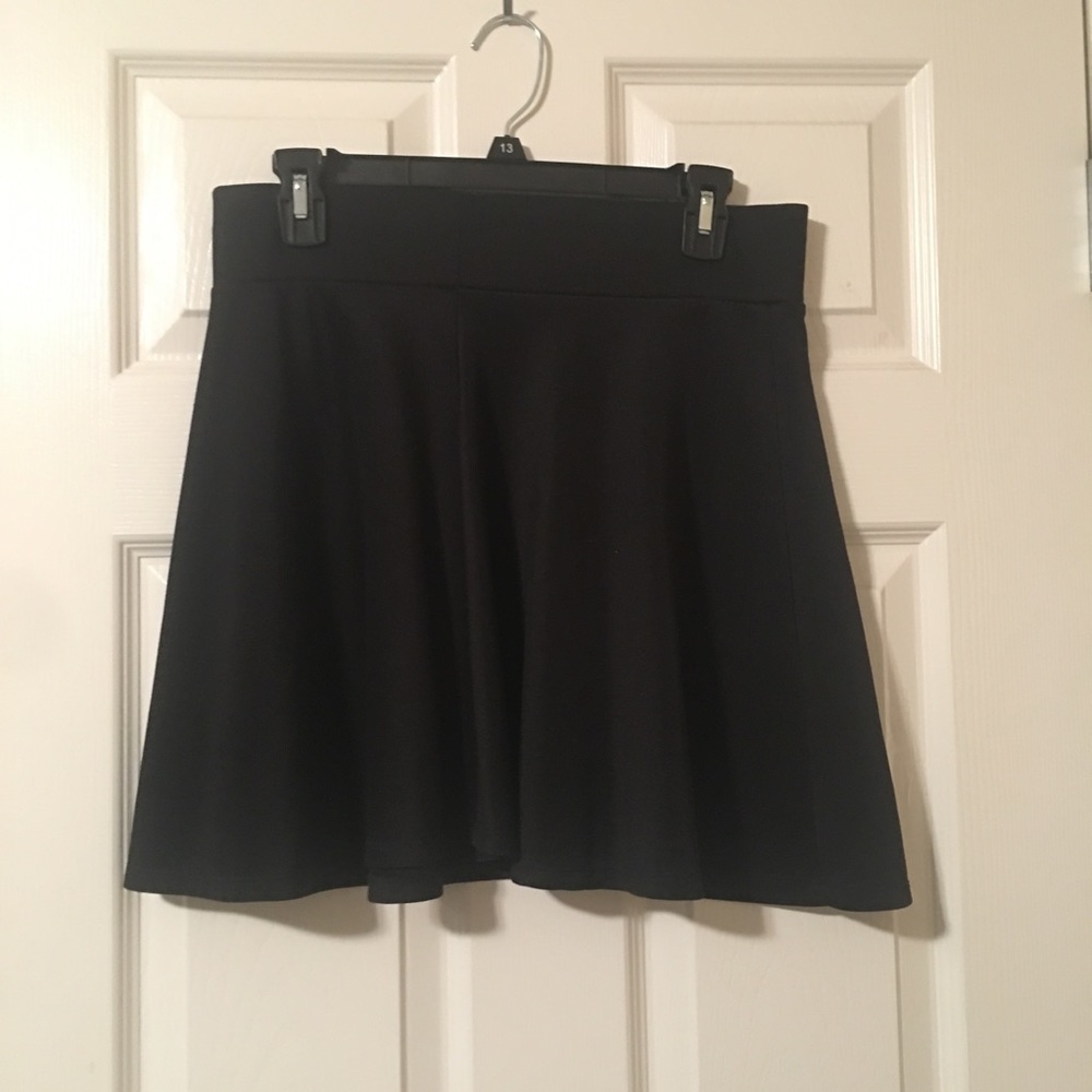 Black Skater Skirt!